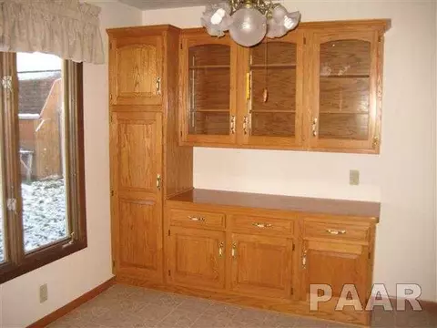 1103 Devonshire Rd, Washington, IL 61571 photo 8