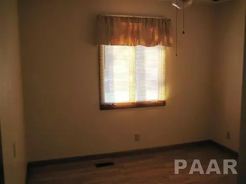 1103 Devonshire Rd, Washington, IL 61571 photo 17