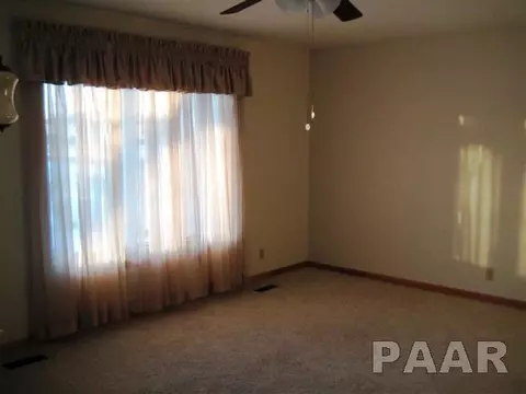 1103 Devonshire Rd, Washington, IL 61571 photo 13