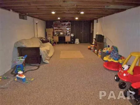 200 Devonshire, Washington, IL 61571 photo 12