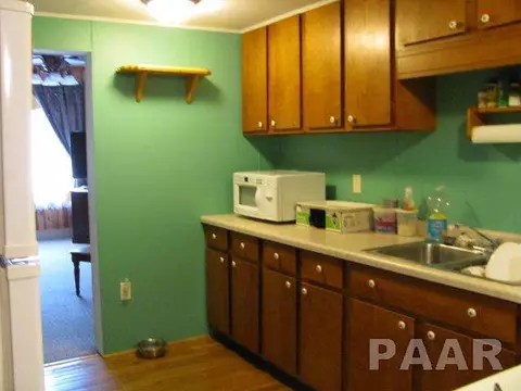 716 W Walnut, Canton, IL 61520 photo 8