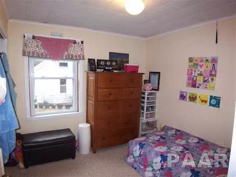 2111 E Cornell St, Peoria, IL 61614 photo 12