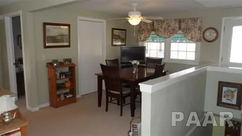 15252 E Kenabeck Trl, Cuba, IL 61427 photo 13