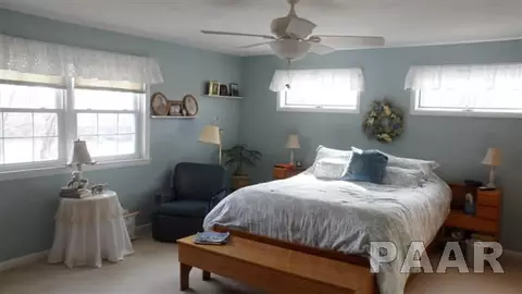 15252 E Kenabeck Trl, Cuba, IL 61427 photo 17