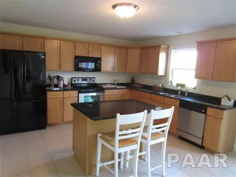 11504 N Dunmore Dr, Dunlap, IL 61525 photo 8