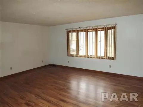 7 Maple Ct, Putnam, IL 61560 photo 3