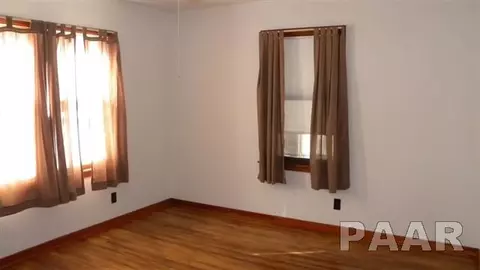 412 E 7th St, Delavan, IL 61734 photo 8