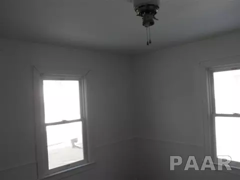 1007 Eldridge St, Washington, IL 61571 photo 8