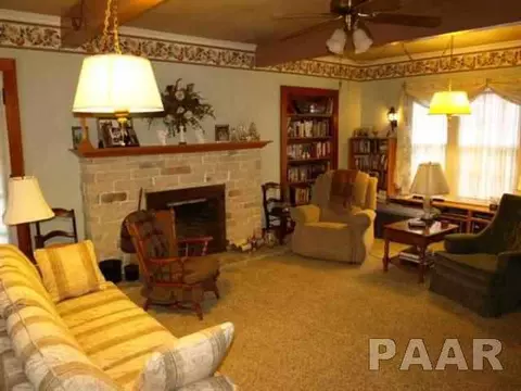 612 S Main, Eureka, IL 61530 photo 9