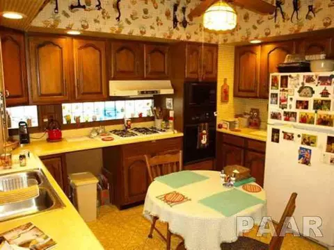 612 S Main, Eureka, IL 61530 photo 7