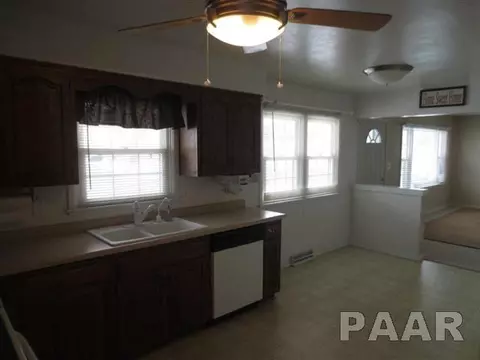 313 E Polk St, Morton, IL 61550 photo 10