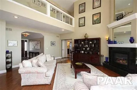807 Stonebridge Dr, Metamora, IL 61548 photo 3