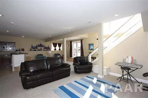 807 Stonebridge Dr, Metamora, IL 61548 photo 21
