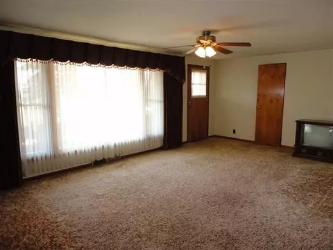 7232 Sky Ranch Rd, Manito, IL 61546 photo 5