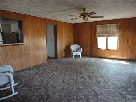 7232 Sky Ranch Rd, Manito, IL 61546 photo 4