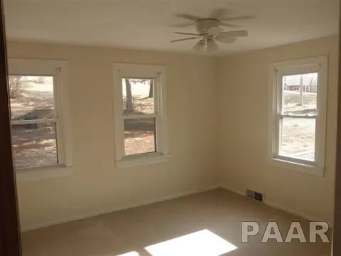 305 Murphy Ln, Metamora, IL 61548 photo 5