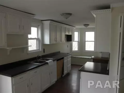 305 Murphy Ln, Metamora, IL 61548 photo 4