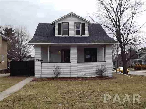 2726 6th St, Peru, IL 61354 photo 1