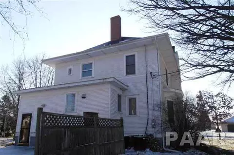 603 E 3rd, El Paso, IL 61738 photo 2