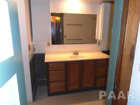 603 E 3rd, El Paso, IL 61738 photo 15