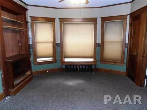 603 E 3rd, El Paso, IL 61738 photo 8