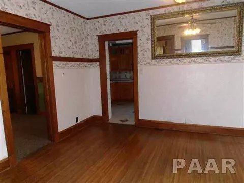 603 E 3rd, El Paso, IL 61738 photo 4