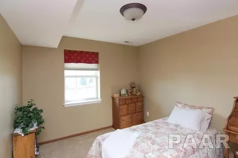 500 Parkview Dr, Washington, IL 61571 photo 16