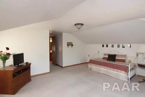 500 Parkview Dr, Washington, IL 61571 photo 15