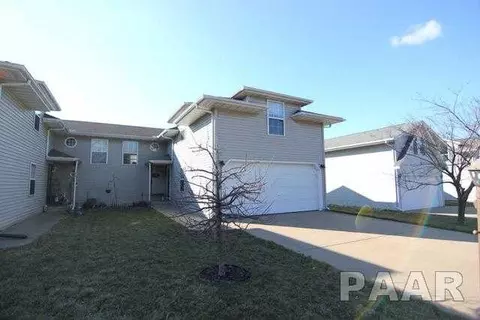 500 Parkview Dr, Washington, IL 61571 photo 2