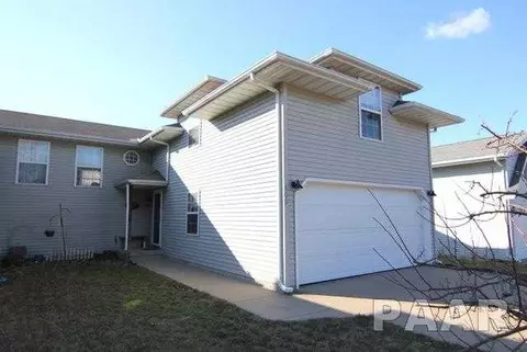 500 Parkview Dr, Washington, IL 61571 photo 1