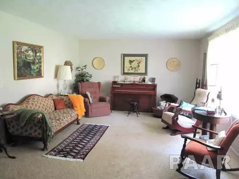545 Oak, Metamora, IL 61548 photo 3