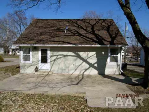 404 Callender, Eureka, IL 61530 photo 12