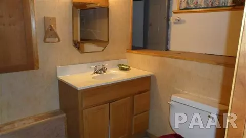 437 N 10th, Canton, IL 61520 photo 36