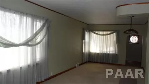 437 N 10th, Canton, IL 61520 photo 16