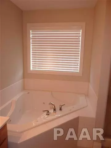 11034 Crestpointe, Dunlap, IL 61525 photo 14