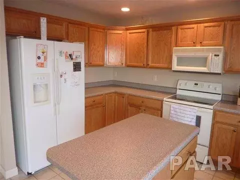 11034 Crestpointe, Dunlap, IL 61525 photo 9
