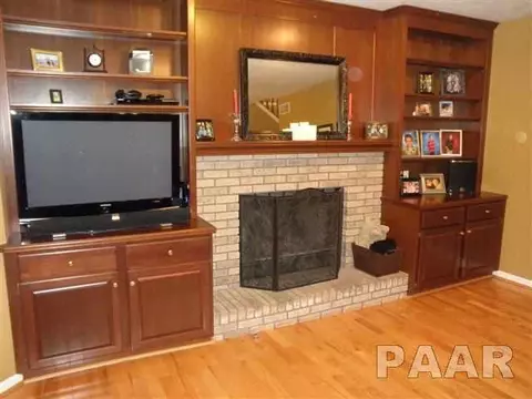 14 Jasper Ct, Morton, IL 61550 photo 2