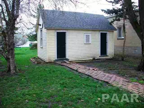 125 N 3rd, Canton, IL 61520 photo 6