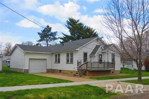 306 E 7th St, Glasford, IL 61533 photo 1