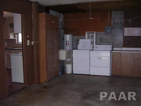 25 N Park, Canton, IL 61520 photo 18