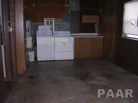 25 N Park, Canton, IL 61520 photo 17