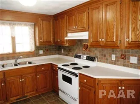 520 E Madison St, Morton, IL 61550 photo 7