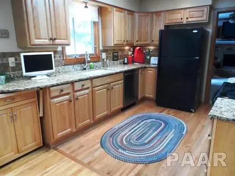 1204 Hampton, Washington, IL 61571 photo 14