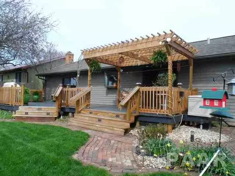 1204 Hampton, Washington, IL 61571 photo 29