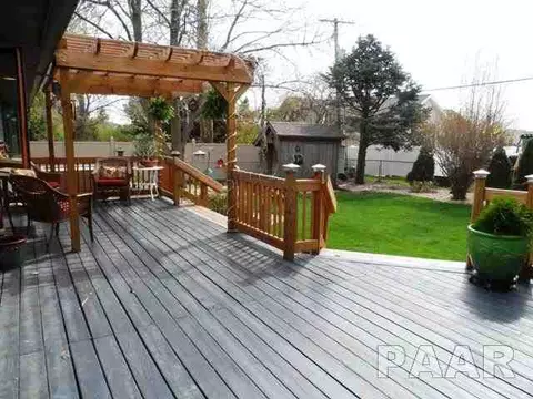 1204 Hampton, Washington, IL 61571 photo 32