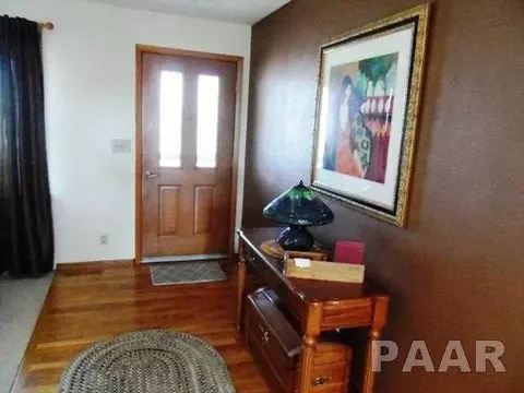 1204 Hampton, Washington, IL 61571 photo 5