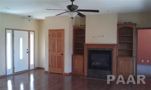 10417 W Sir Tristram, Mapleton, IL 61547 photo 2