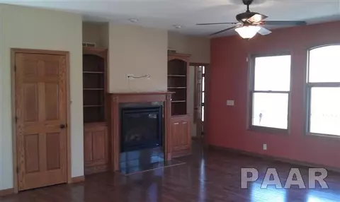 10417 W Sir Tristram, Mapleton, IL 61547 photo 3