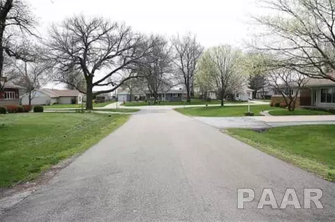 102 Pieper Cir, Delavan, IL 61734 photo 33