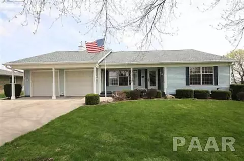 102 Pieper Cir, Delavan, IL 61734 photo 1
